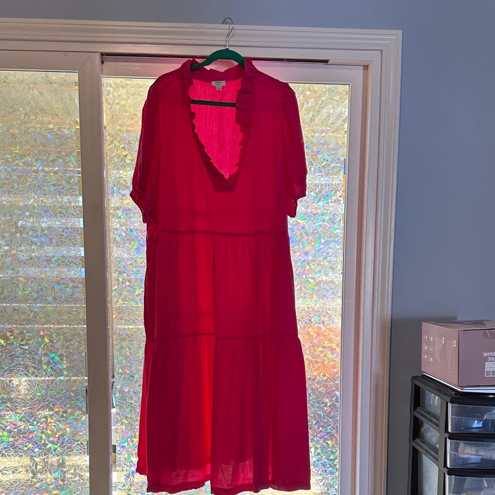 Crown & Ivy Vibrant Pink Midi Dress